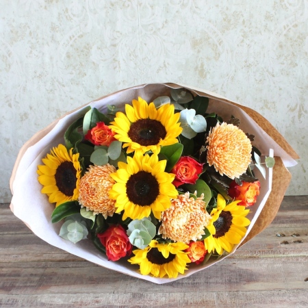 Superb Sunny Bouquet