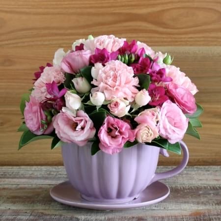 Lovable Pastel Tea Cup